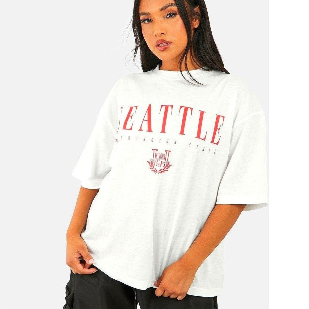 NWT Small White‎ Oversized Seattle Graphic Retro Tee Washington State Shirt